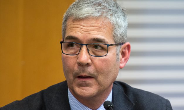 ‘L’escut del ressentiment’, per Antoni Puigverd