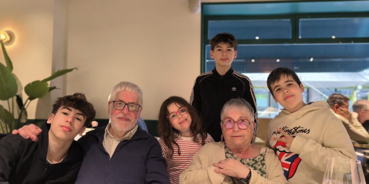 53 anys després
